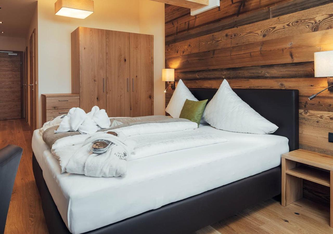 Hotel Garni Alpenjuwel Residenz سيرفاوس الغرفة الصورة