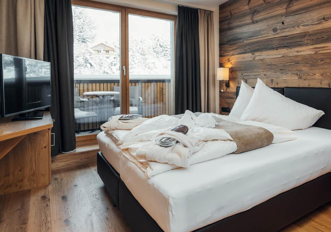 Hotel Garni Alpenjuwel Residenz سيرفاوس الغرفة الصورة